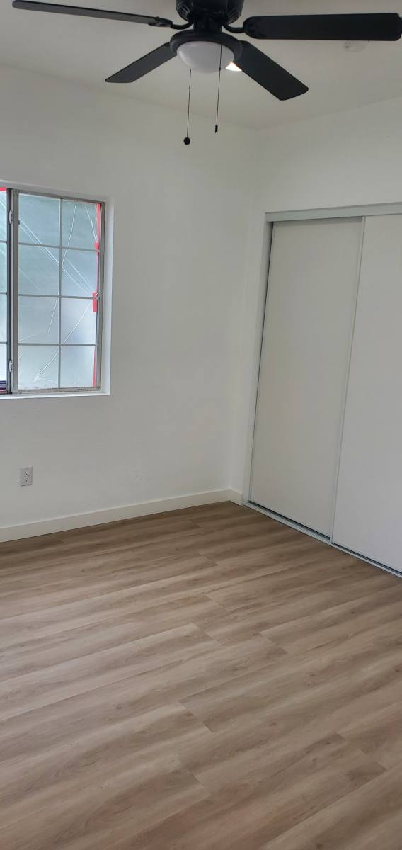House for rent at 11745 4th Ave, Lynwood, CA 90262