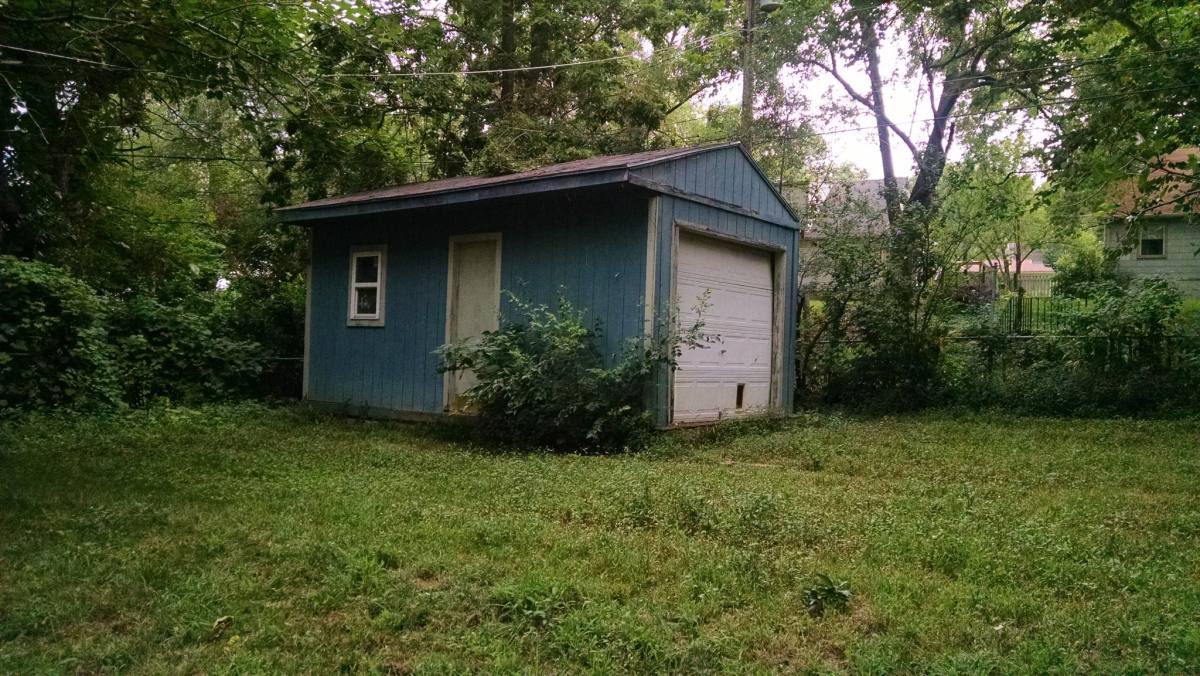 House for rent at 7702 E 51st St, Kansas City, MO 64129
