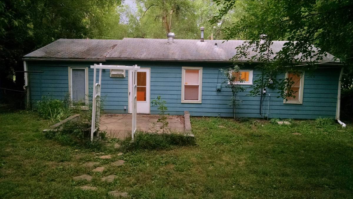 House for rent at 7702 E 51st St, Kansas City, MO 64129