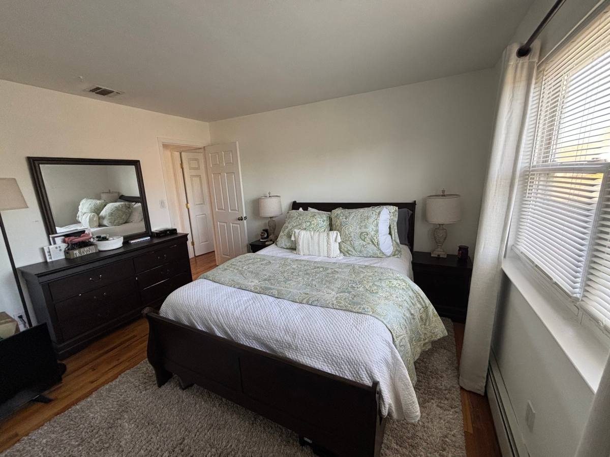 Apartment for rent at 9 Kearney Ave #2 Nd, Bethpage, NY 11714