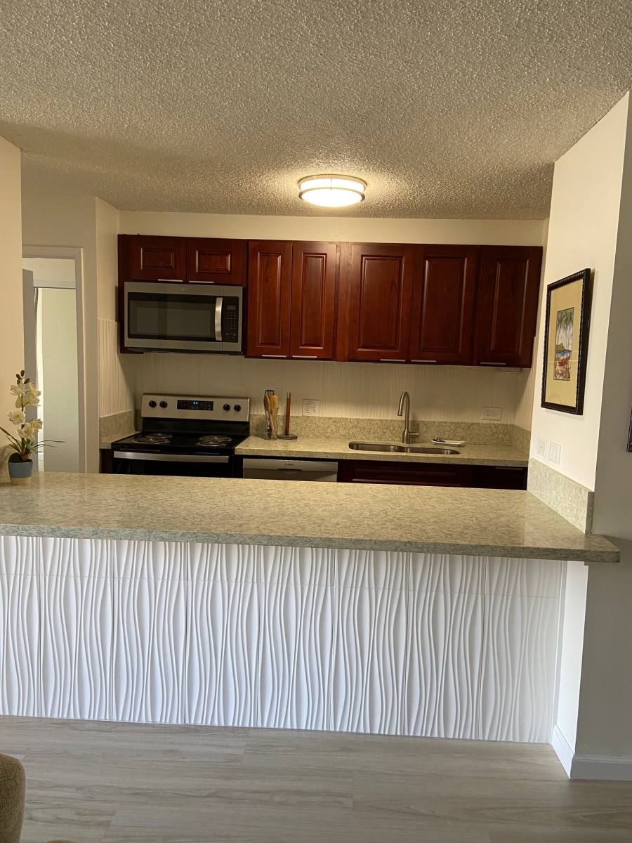 Apartment for rent at 1778 Ala Moana Blvd #2717, Honolulu, HI 96815