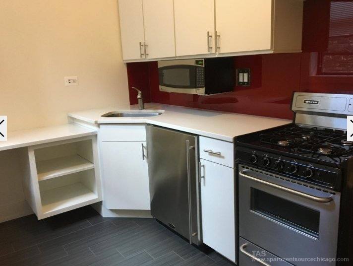 Apartment for rent at 2888 N Clark St #3, Chicago, IL 60657