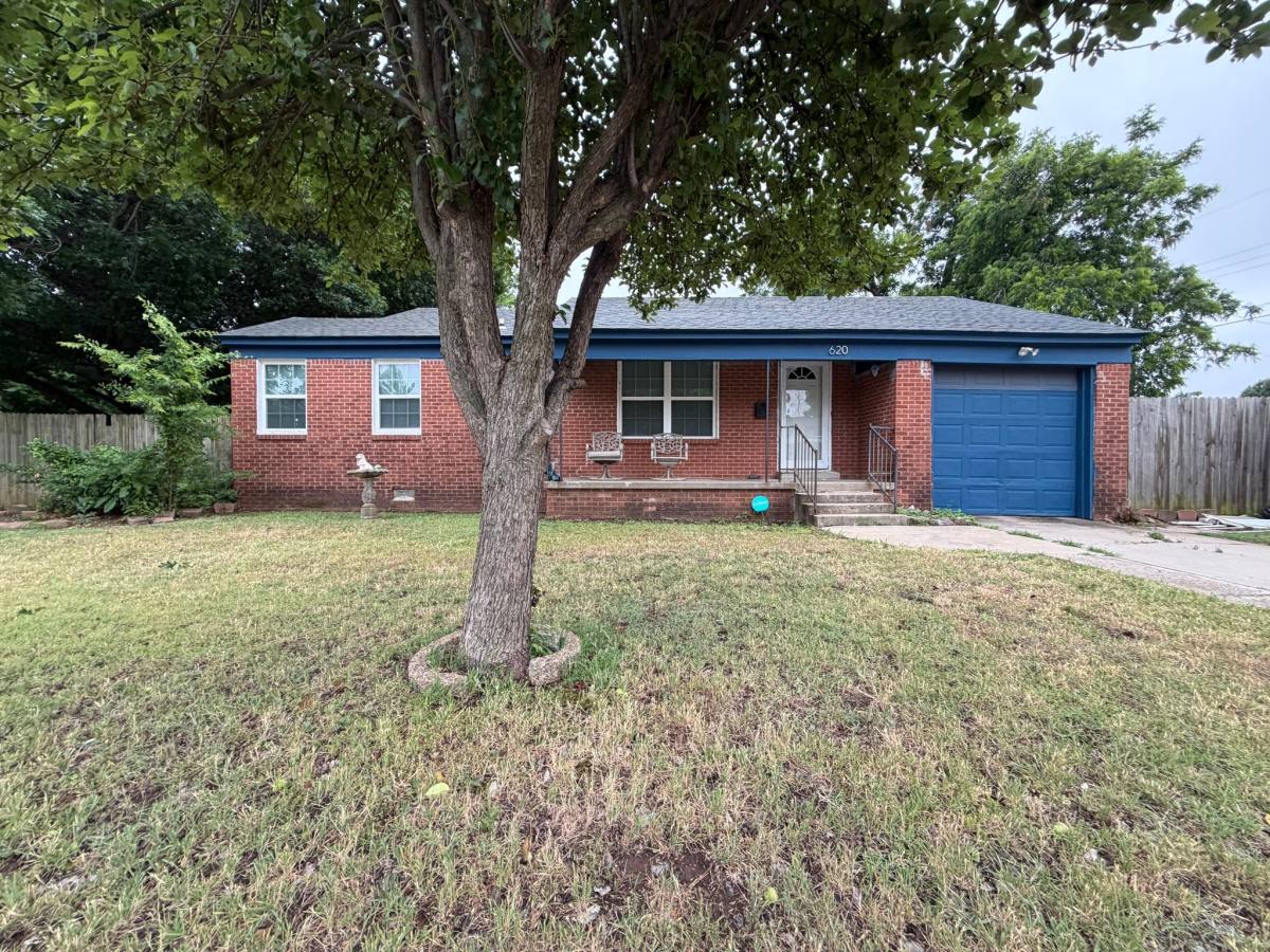 House for rent at 620 SW 50th St, Oklahoma City, OK 73109