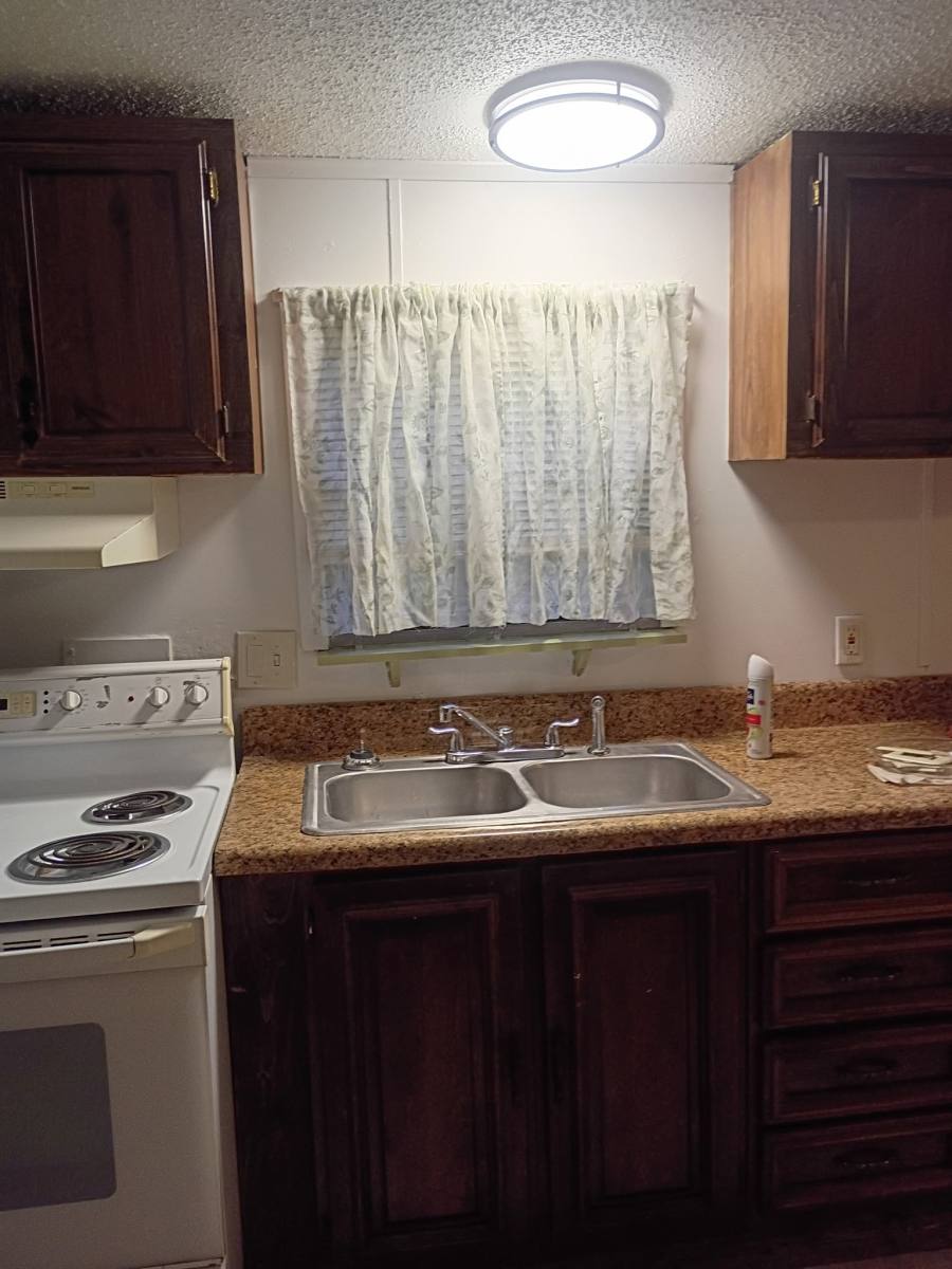 House for rent at 383 Jackson Loop Rd, Flat Rock, NC 28731