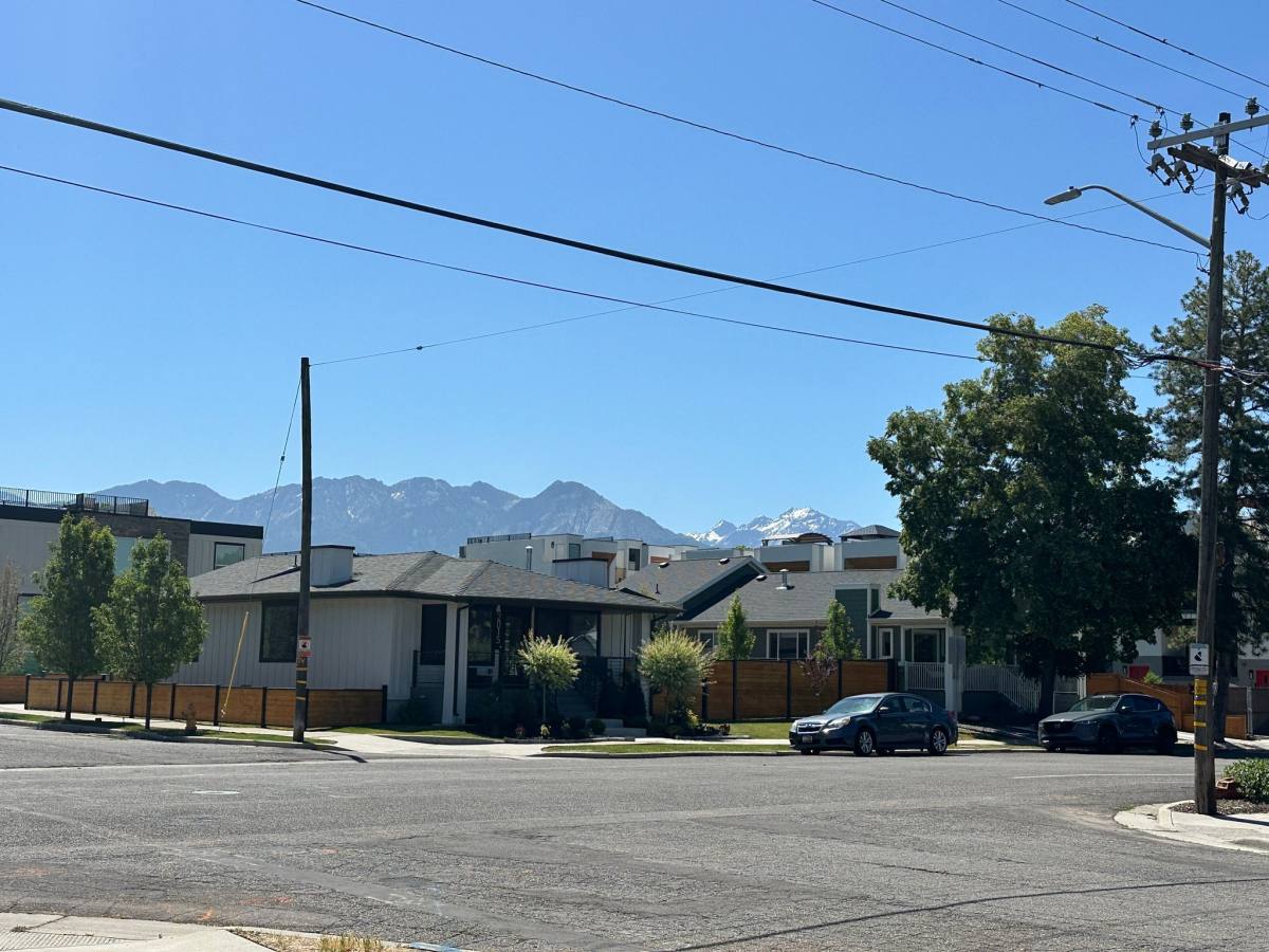 Apartment for rent at 387 Redondo Ave, Salt Lake City, UT 84115