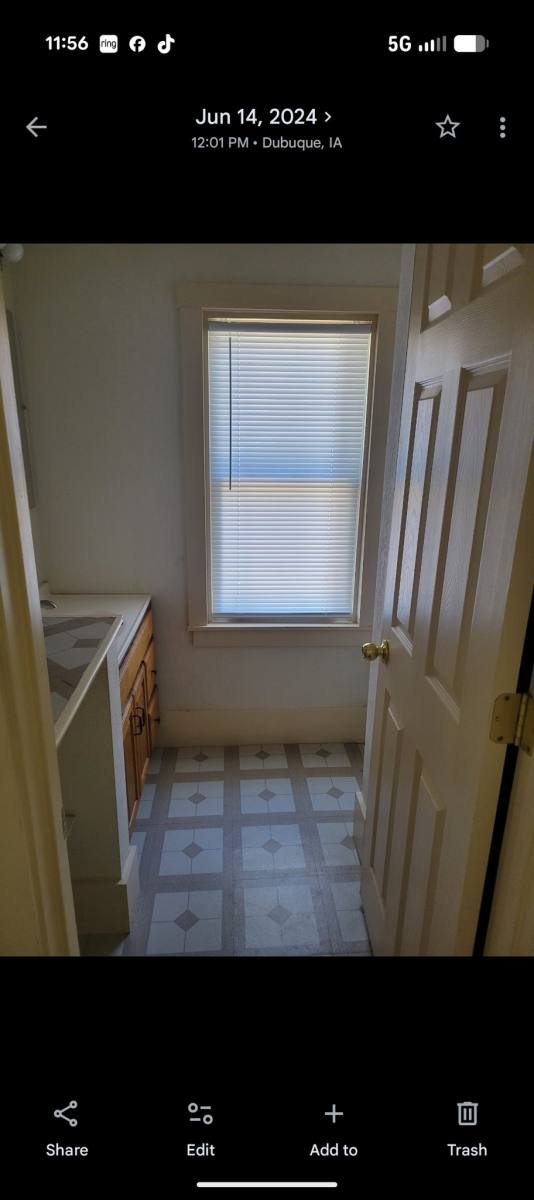 House for rent at 1022 Garfield Ave, Dubuque, IA 52001