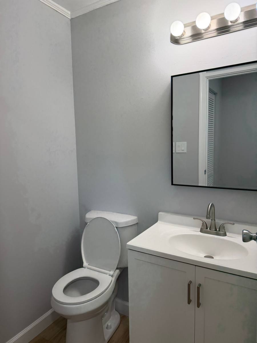 Townhouse for rent at 601 Colonial Ave, Sterling, VA 20164