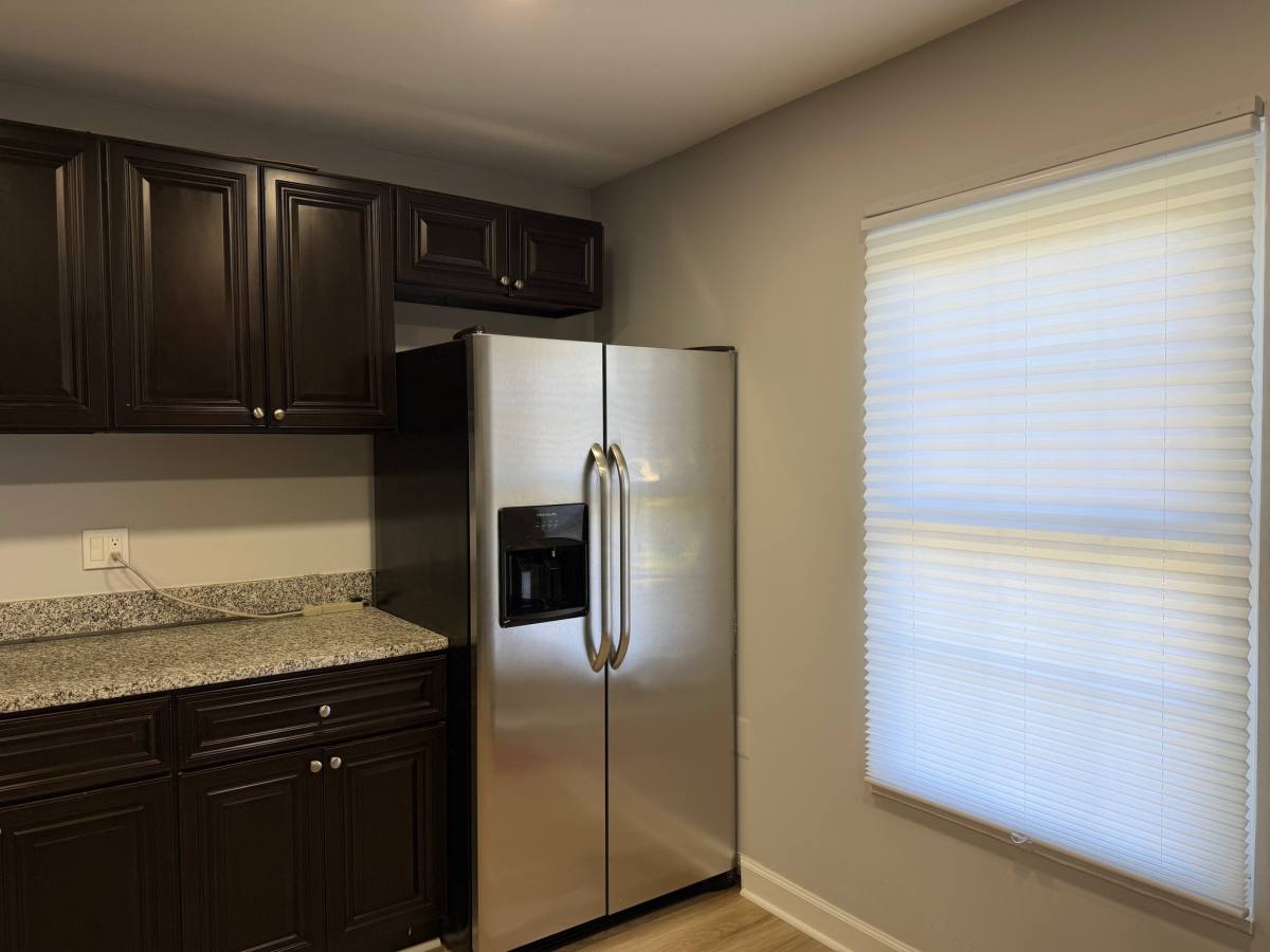 Townhouse for rent at 601 Colonial Ave, Sterling, VA 20164