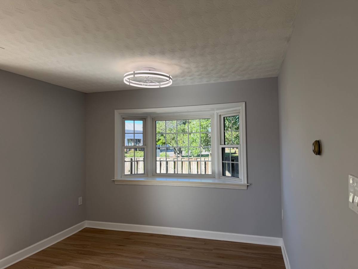 Townhouse for rent at 601 Colonial Ave, Sterling, VA 20164