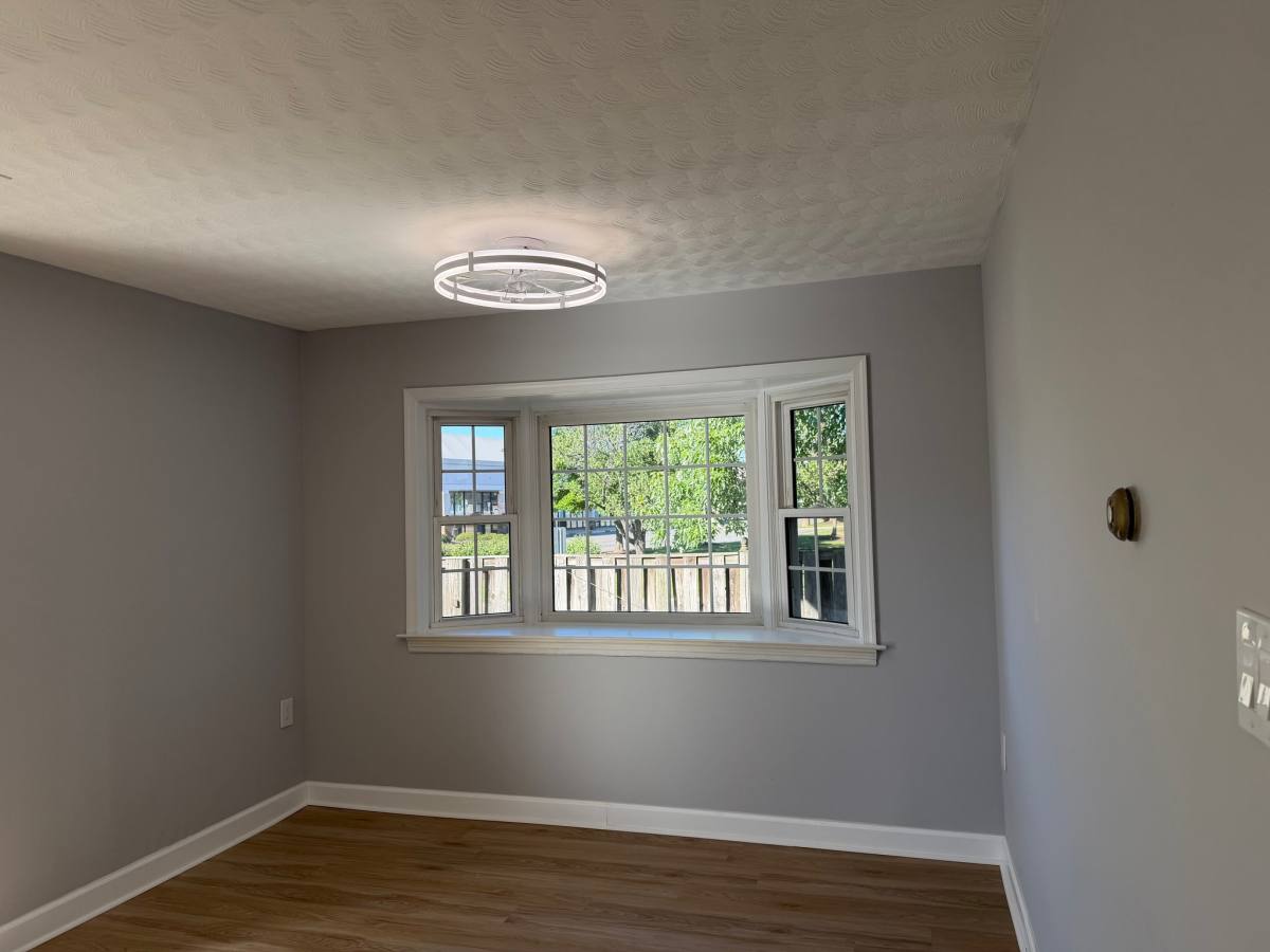 Townhouse for rent at 601 Colonial Ave, Sterling, VA 20164