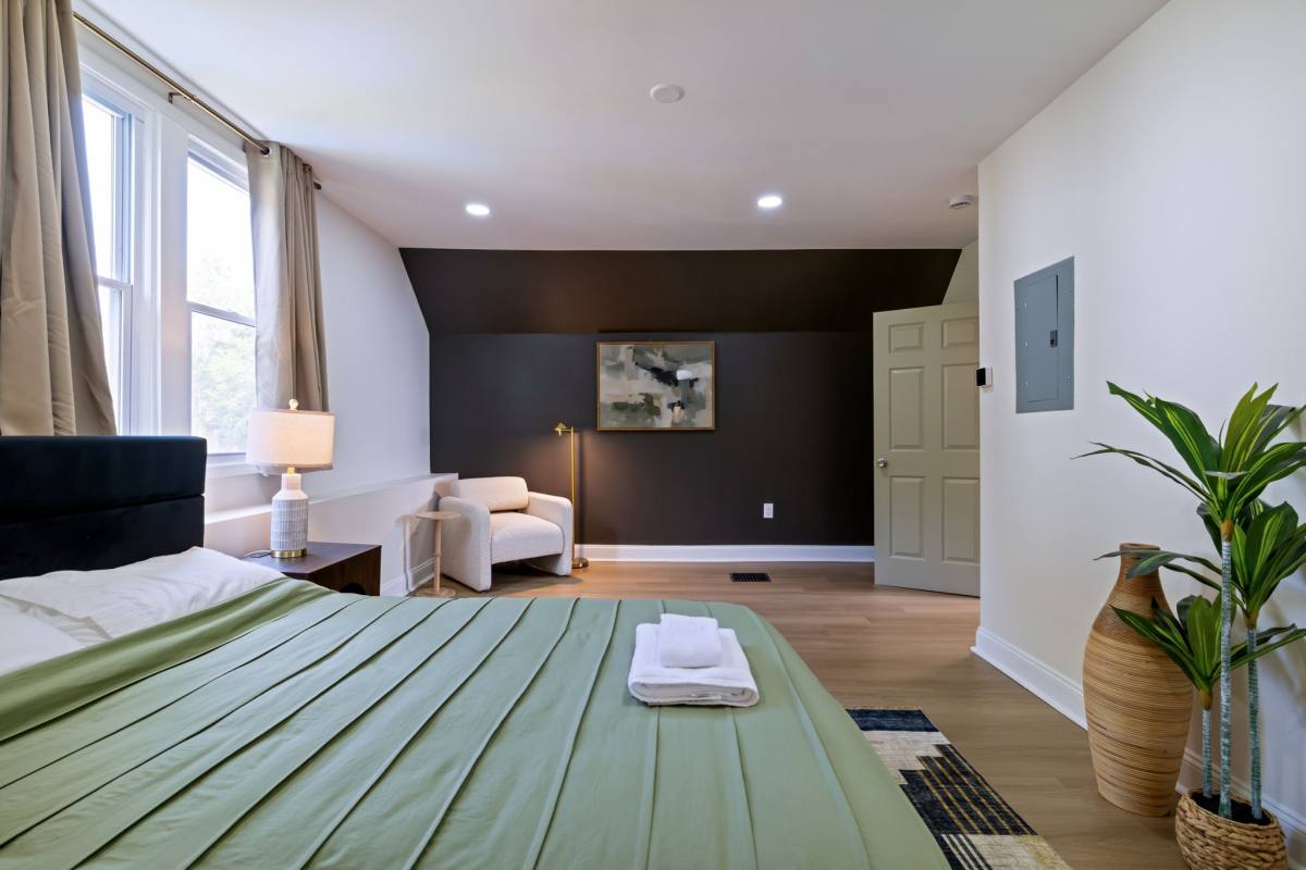 Apartment for rent at 845 Chislett St #3, Pittsburgh, PA 15206