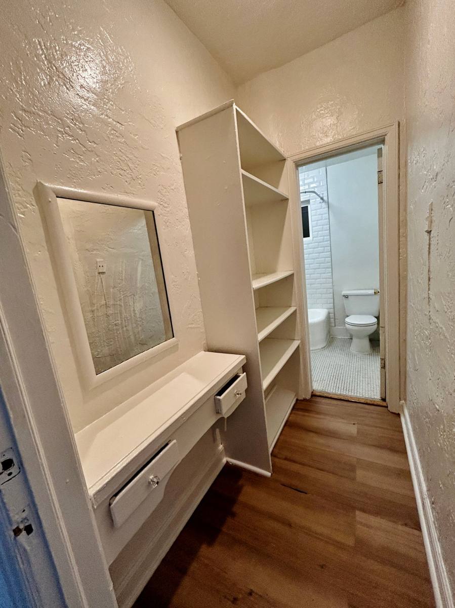 Apartment for rent at 1523 McCadden Place #407, Los Angeles, CA 90028