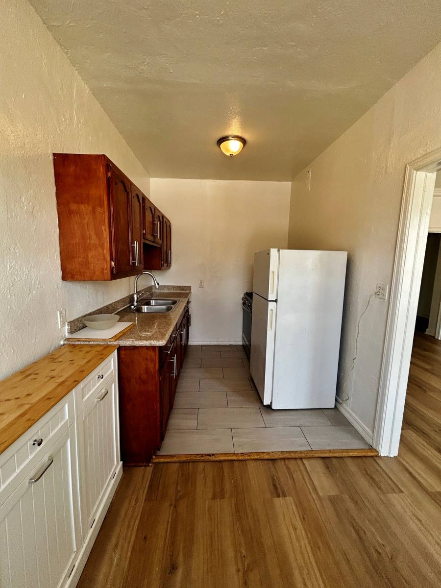 Apartment for rent at 1523 McCadden Place #407, Los Angeles, CA 90028