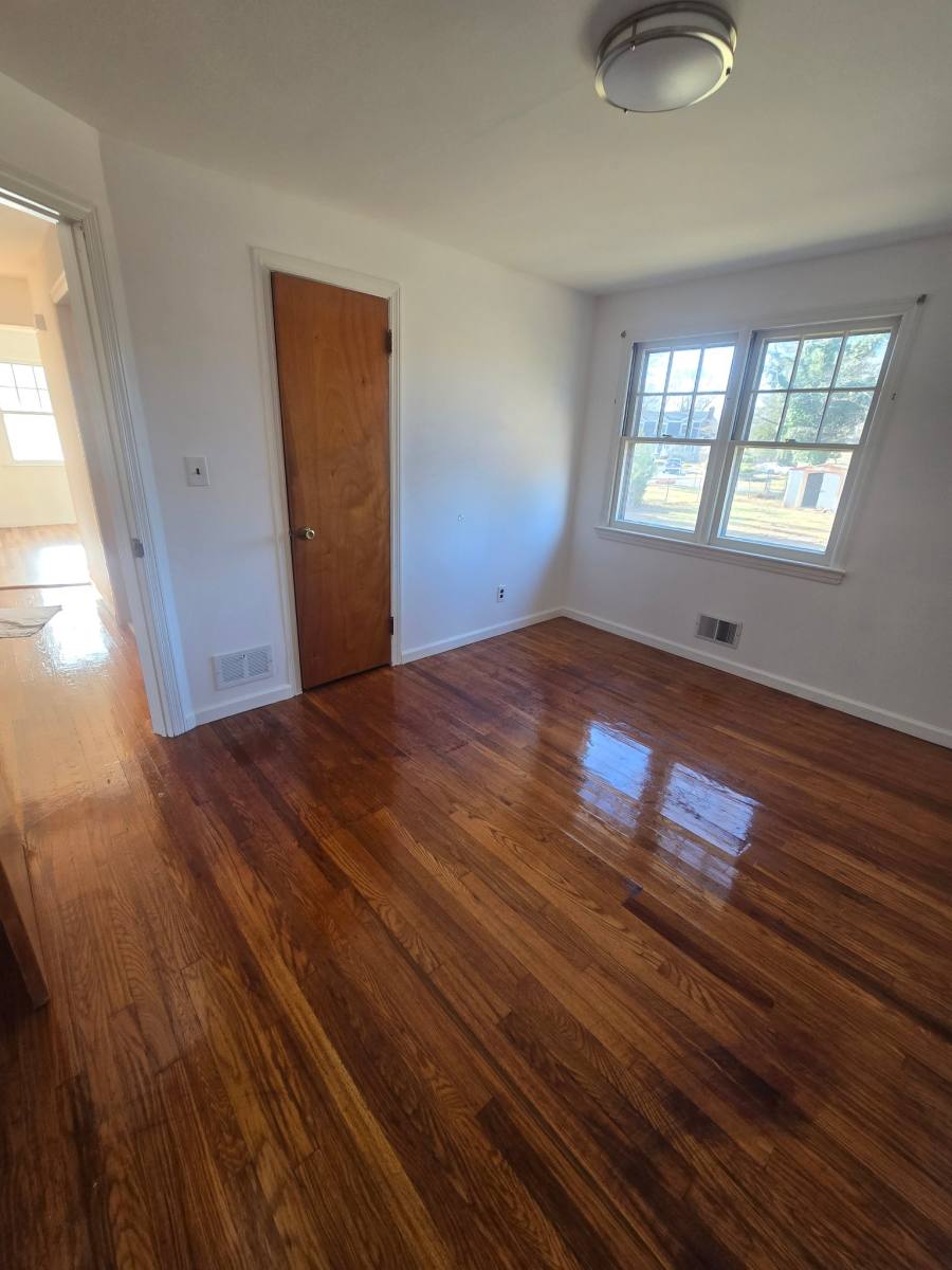 House for rent at 1712 Kenyon Ave, South Plainfield, NJ 07080