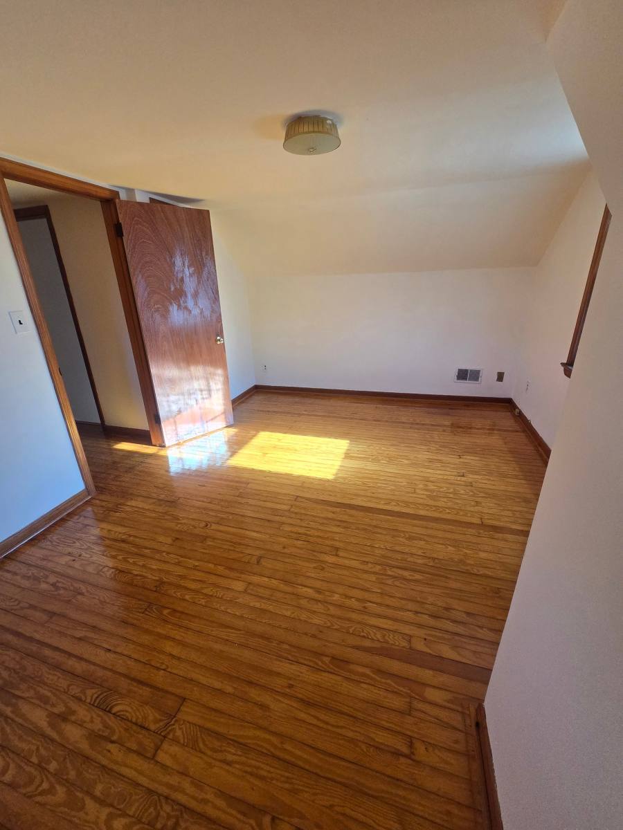 House for rent at 1712 Kenyon Ave, South Plainfield, NJ 07080