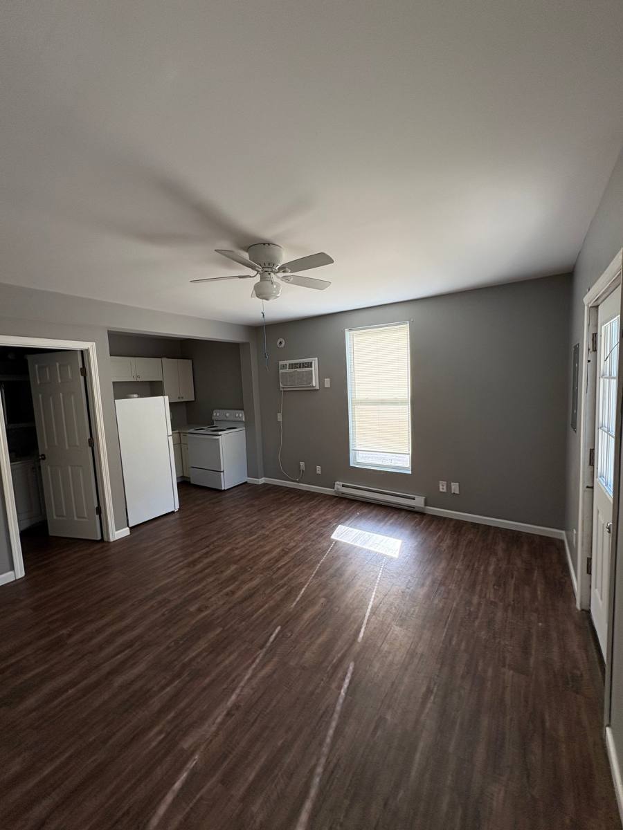 Apartment for rent at 329 W S St #5, Bethel, OH 45106