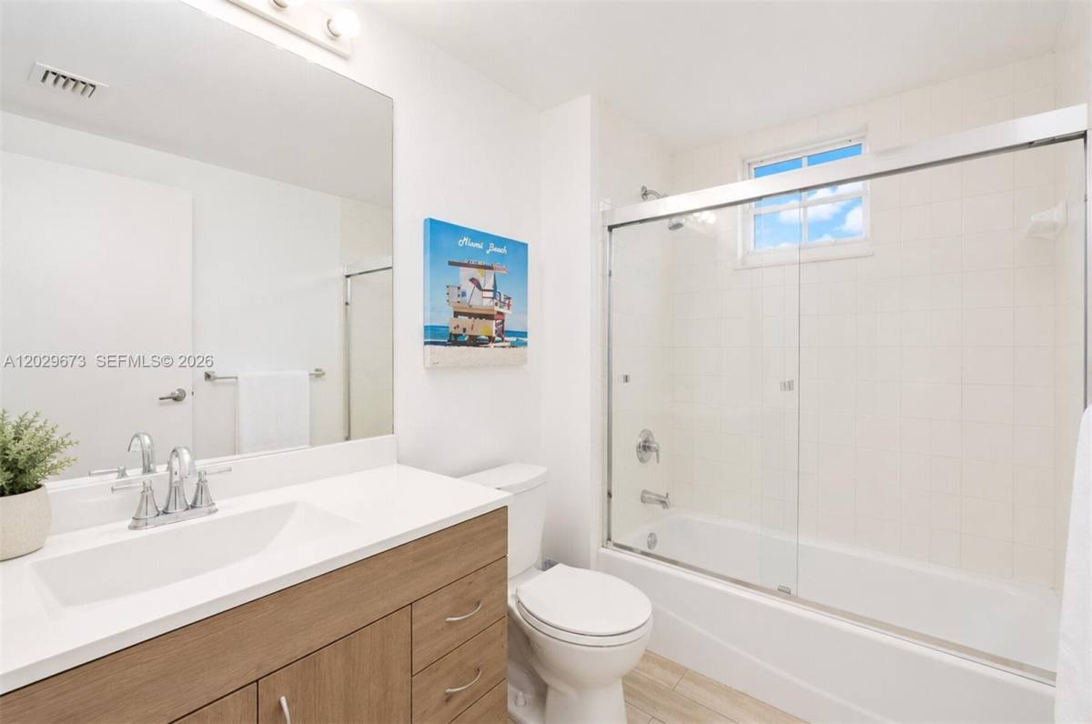 Condo for rent at 185 SE 14th Terrace #1410, Miami, FL 33131
