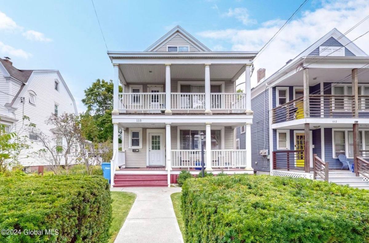 Apartment for rent at 115 Woodlawn Ave #1, Albany, NY 12208