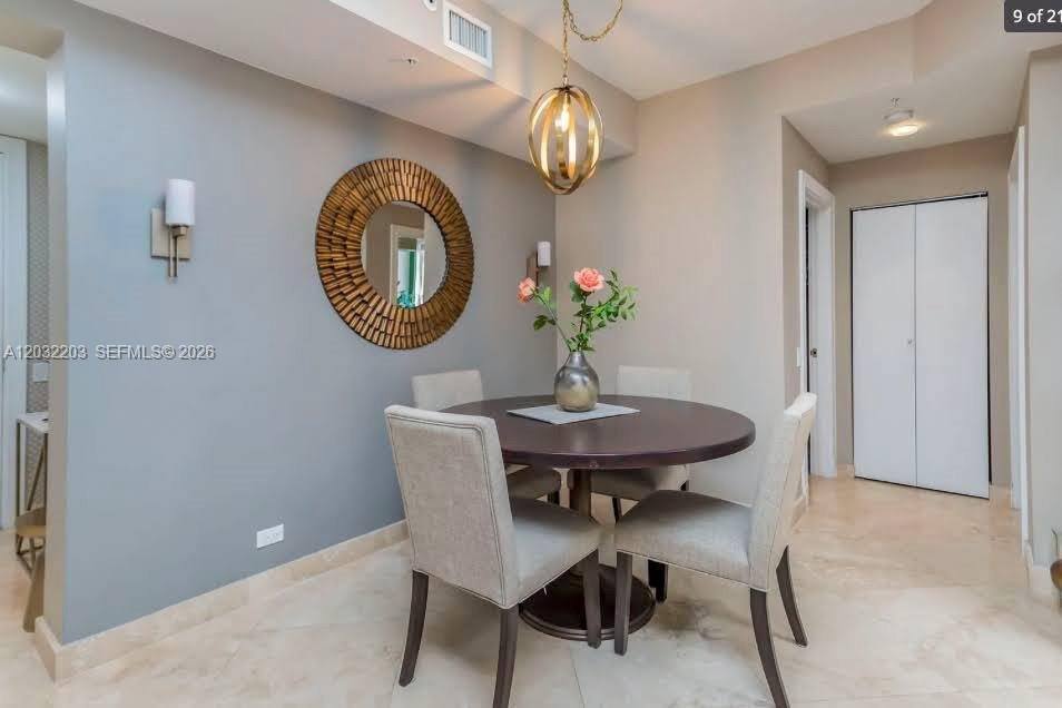 Apartment for rent at 888 Brickell Key Dr #1004, Miami, FL 33131