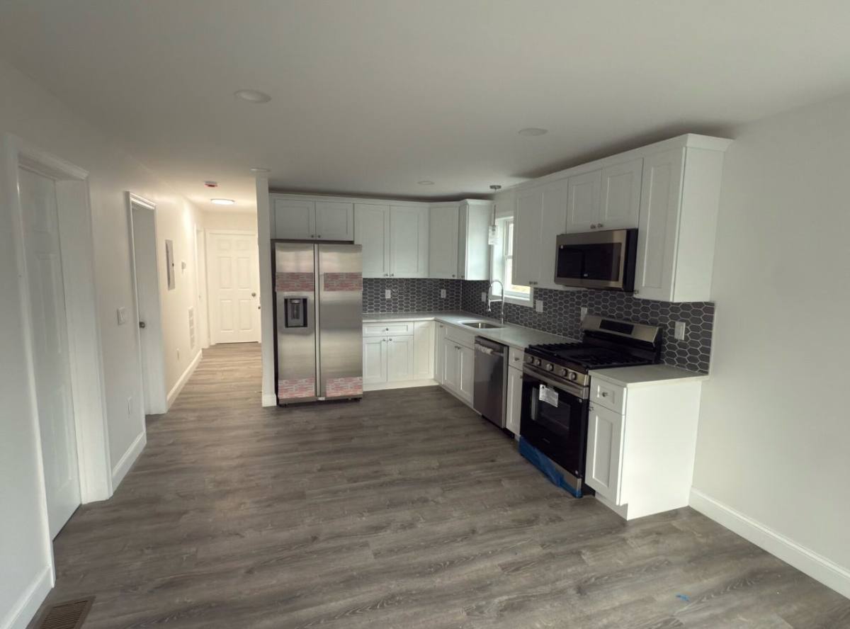 Apartment for rent at 191 Russo St #1, Providence, RI 02904