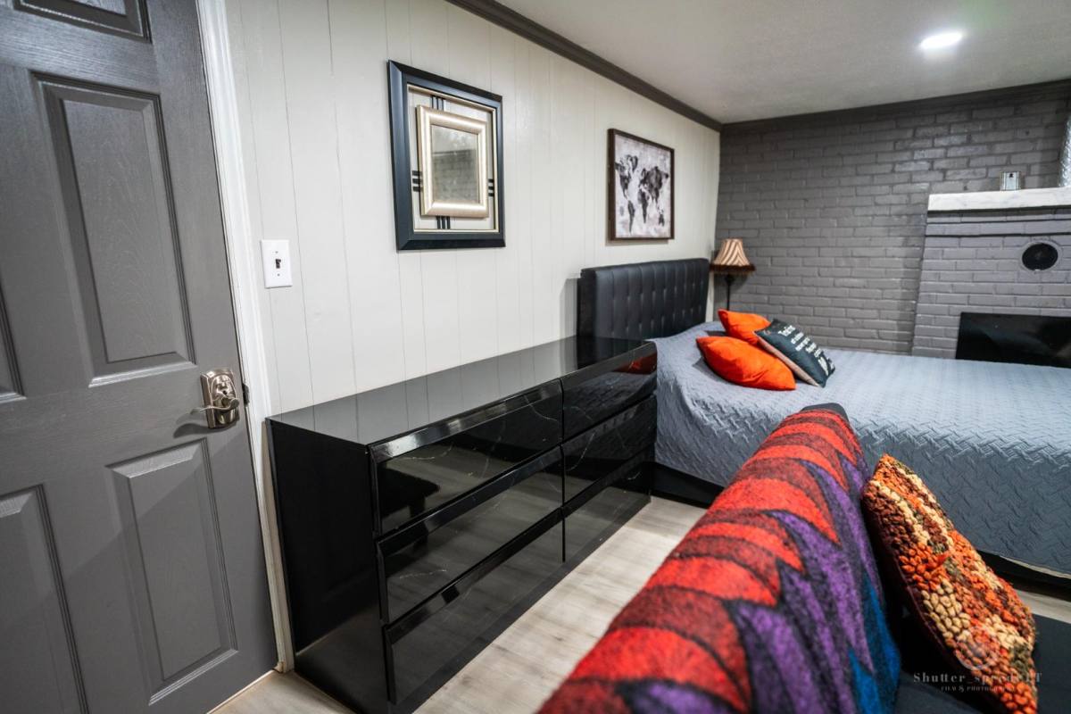 Apartment for rent at 1582 N Powerhouse Rd #3, Morganton, NC 28655