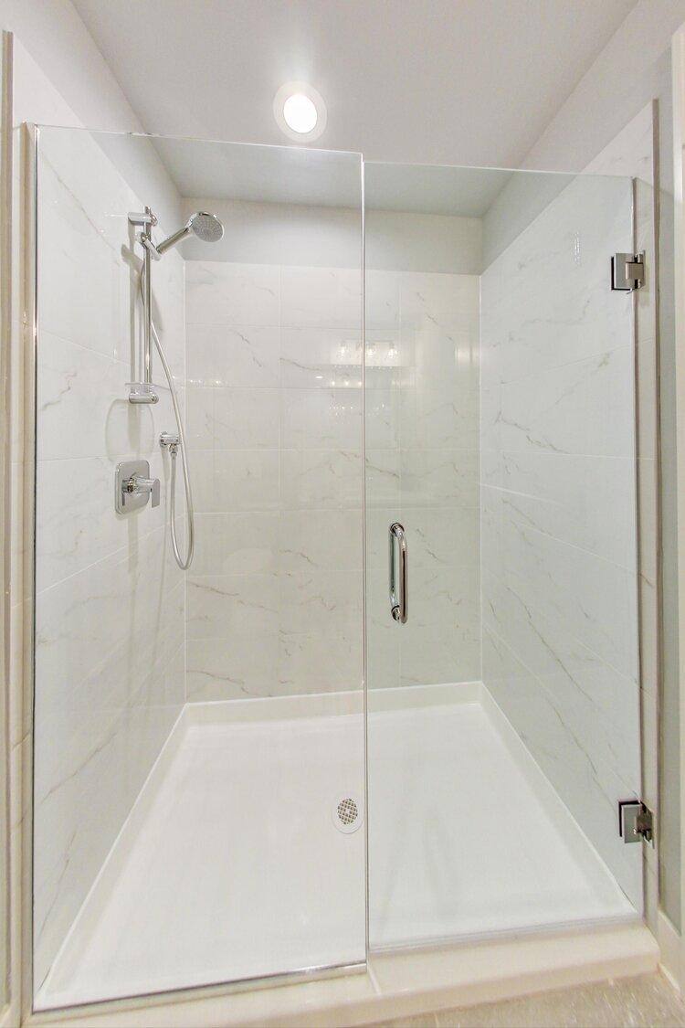 Apartment for rent at 300 W Division, Chicago, IL 60610