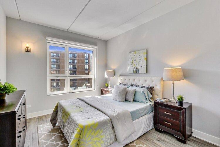 Apartment for rent at 300 W Division, Chicago, IL 60610