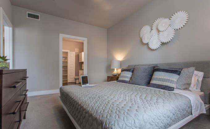 Apartment for rent at 2040 Greenhouse Rd, Houston, TX 77084