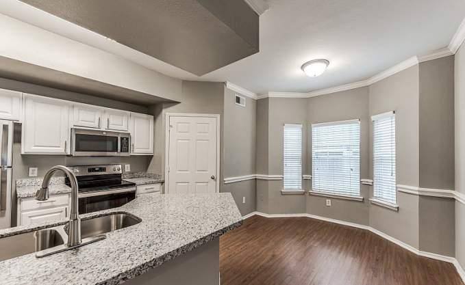 Apartment for rent at 301 N Wesley Dr, League City, TX 77573