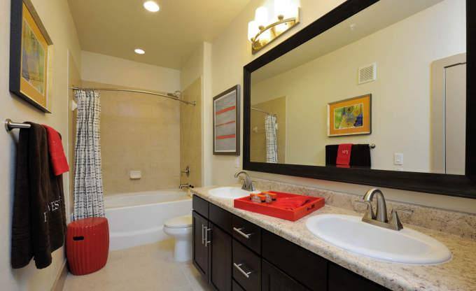 Apartment for rent at 2219 Greenhouse Rd, Houston, TX 77084