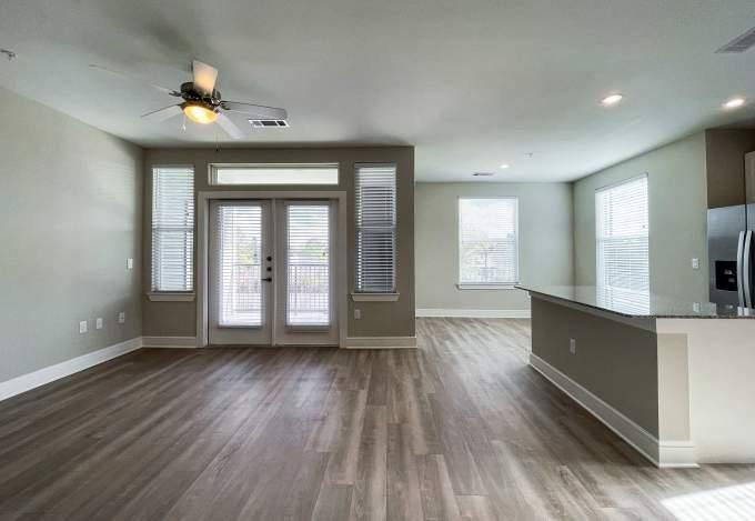 Apartment for rent at 2500 Greenhouse Rd, Houston, TX 77084