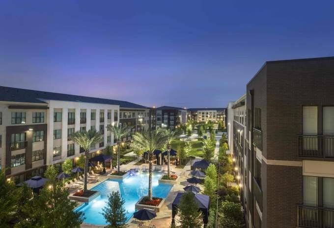 Apartment for rent at 7100 Old Katy Rd, Houston, TX 77024