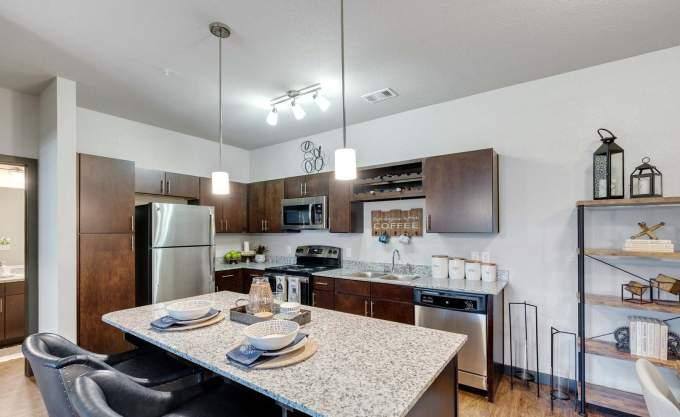 Apartment for rent at 7210 Reading Rd, Richmond, TX 77469