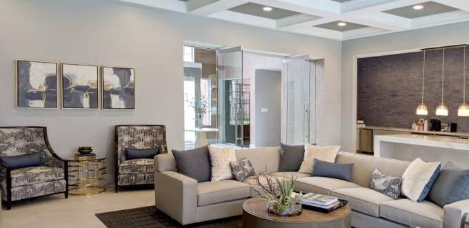 Apartment for rent at 1100 Bering Dr, Houston, TX 77057