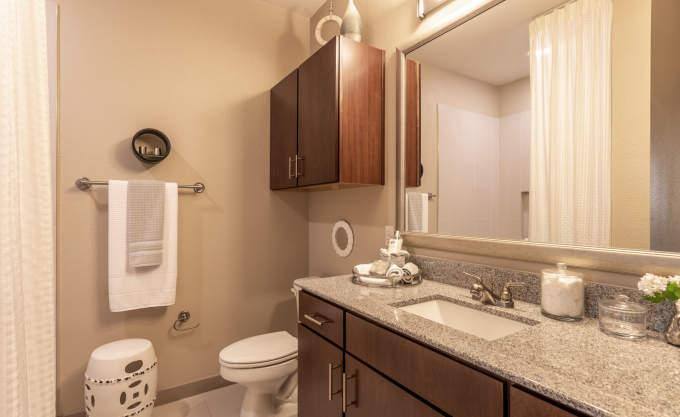 Apartment for rent at 15300 Cutten Rd, Houston, TX 77070