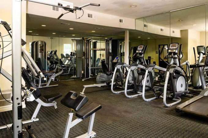 Apartment for rent at 7900 Locke Lane #1047, Houston, TX 77063