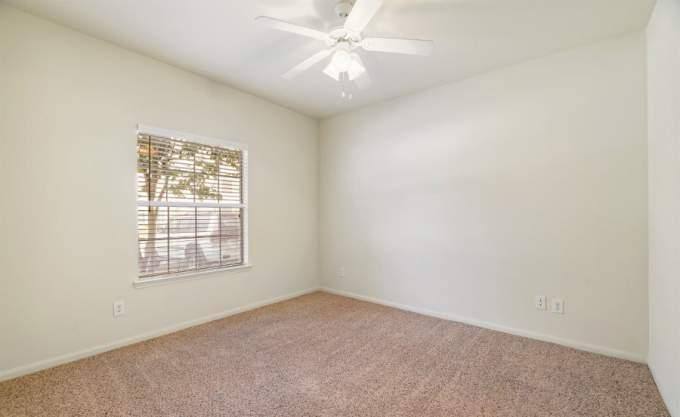 Apartment for rent at 15301 NW Freeway, Houston, TX 77040