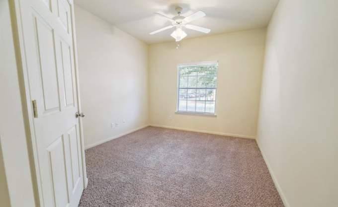 Apartment for rent at 15301 NW Freeway, Houston, TX 77040