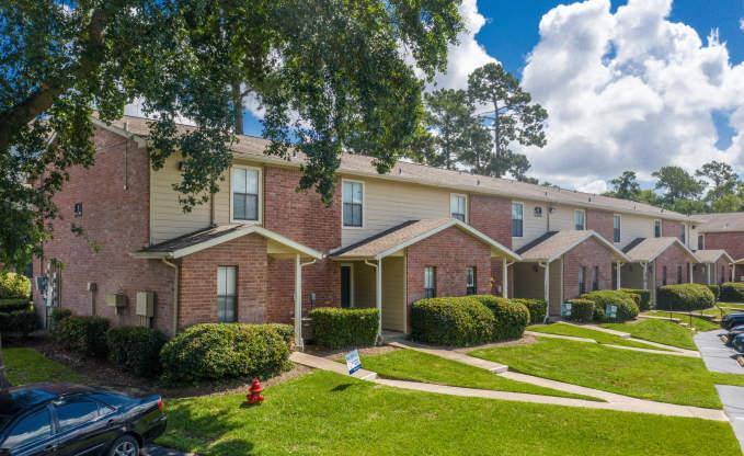 Apartment for rent at 2201 Montgomery Park Blvd #1047, Conroe, TX 77304