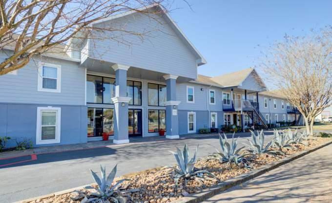Apartment for rent at 3500 Red Bluff Rd, Pasadena, TX 77503
