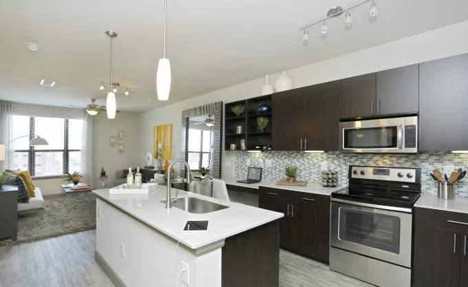 Apartment for rent at 3101 Smith St #1174, Houston, TX 77006