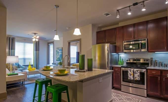 Apartment for rent at 155 Birdsall St #1174, Houston, TX 77007