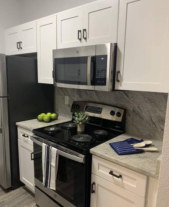 Apartment for rent at 455 Wildwood Forest Dr, Spring, TX 77380