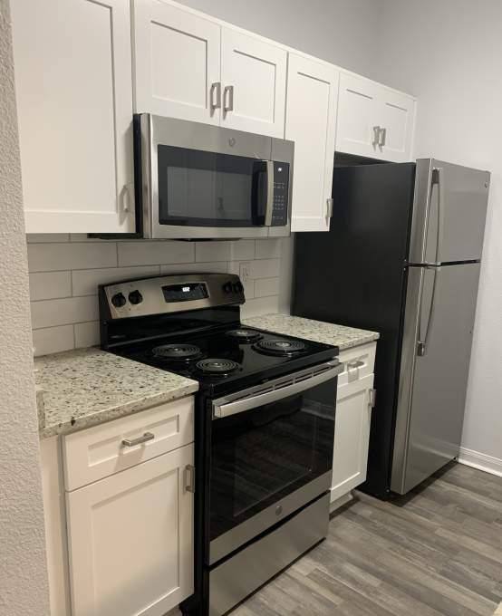 Apartment for rent at 455 Wildwood Forest Dr, Spring, TX 77380