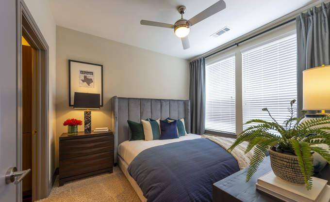 Apartment for rent at 611 Shepherd Dr #1174, Houston, TX 77007