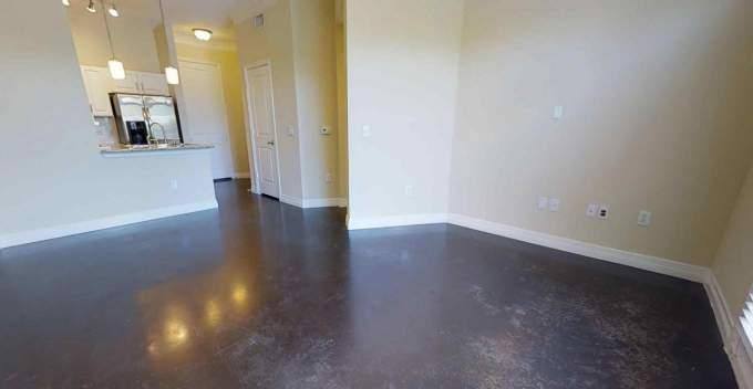 Apartment for rent at 3210 Louisiana St, Houston, TX 77006