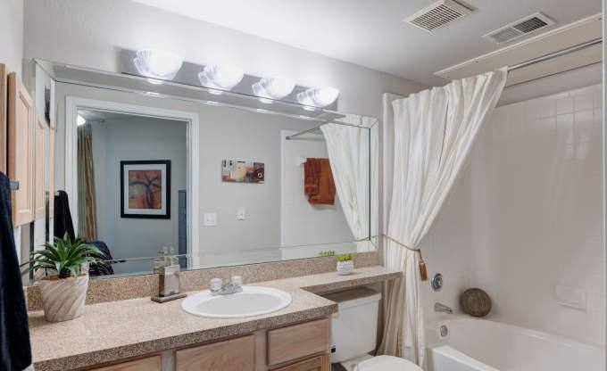 Apartment for rent at 15000 Park Row, Houston, TX 77084