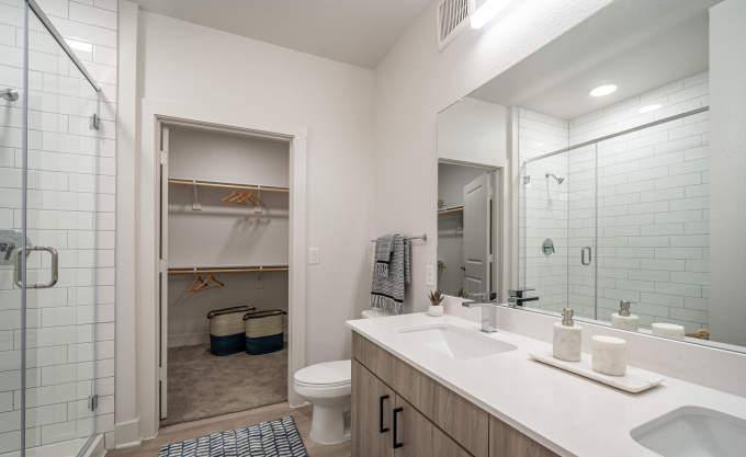 Apartment for rent at 8440 Creekside Green Dr #2174, Spring, TX 77389
