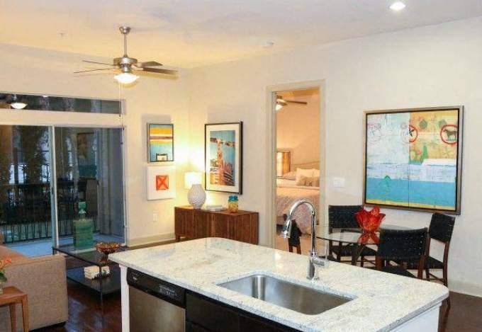 Apartment for rent at 1755 Crescent Plaza Dr #2174, Houston, TX 77077
