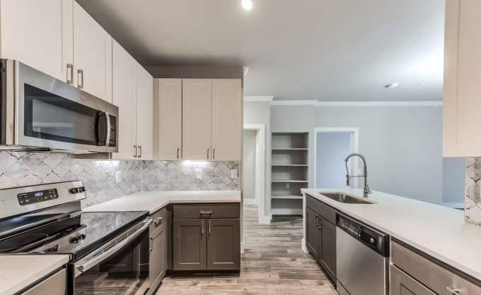 Apartment for rent at 9550 Meyer Forest Dr, Houston, TX 77096